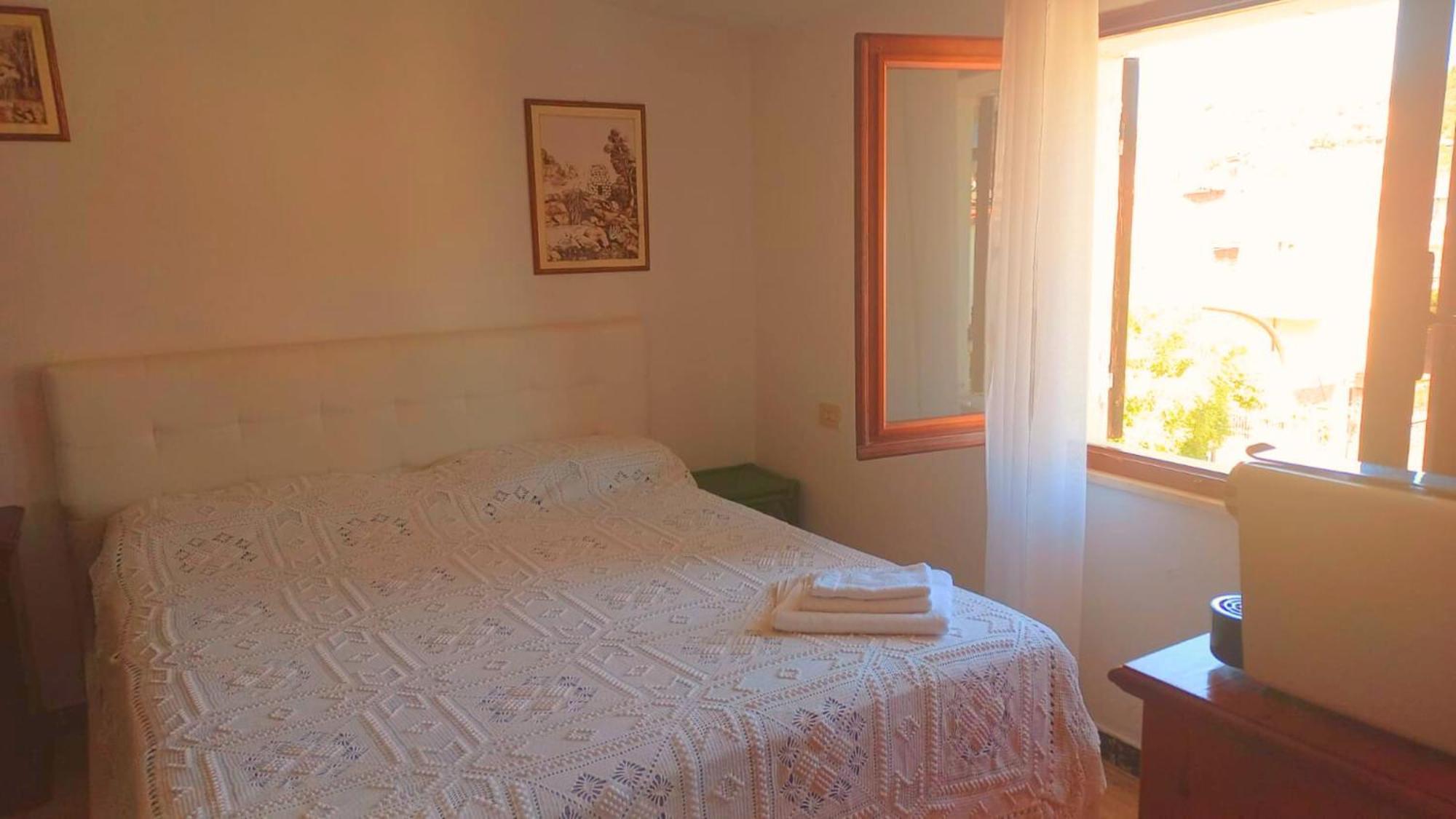 Flamingo Residence Santa Maria Navarrese Buitenkant foto